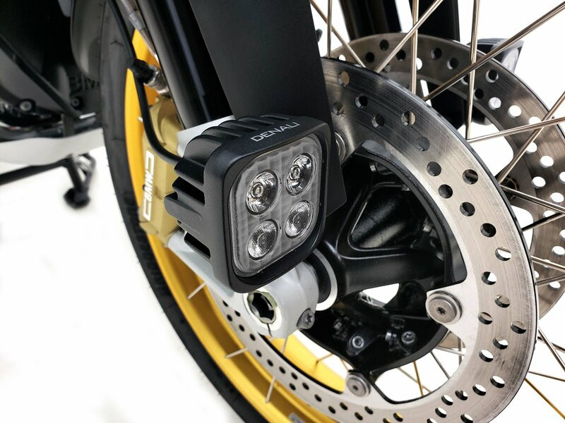 Kit Feux Additionnel DENALI S4 Led + Dialdim pour Ducati 937 Desert X (22-24)