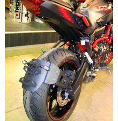 Passage de roue ERMAX avec support de plaque moto au prix equip'moto