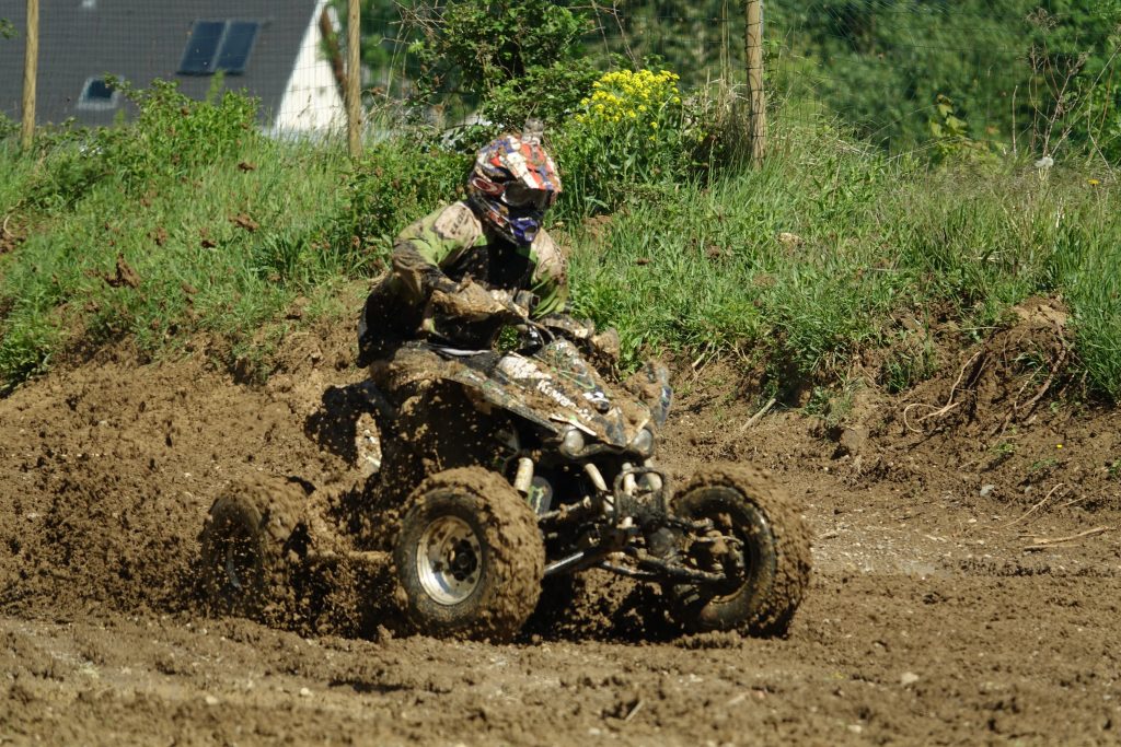 Quad Kawasaki 450 street moto piece